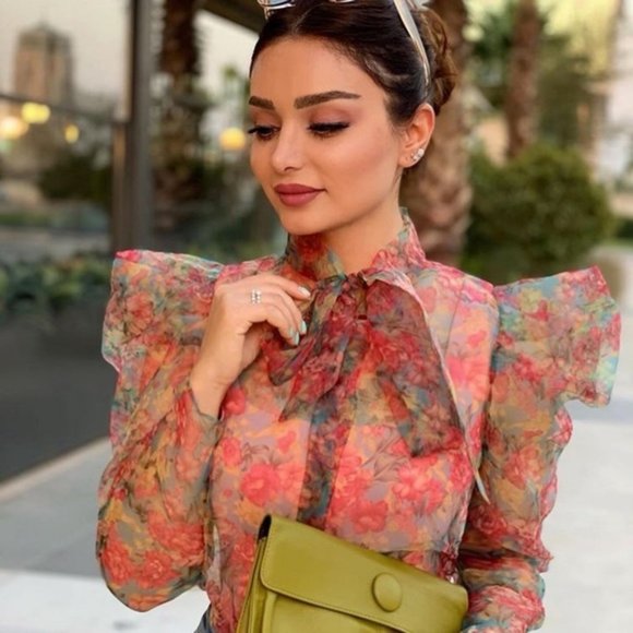 🎊🥳🎉 Host Pick! 🎊🥳🎉 NEW Zara Puff Sleeve Floral Organza Long Blouse - Picture 1 of 15